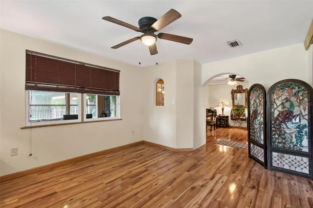 505 N State Road 21 Hawthorne FL 32640