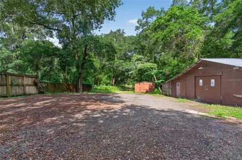505 N State Road 21 Hawthorne FL 32640