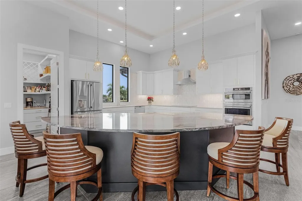 1729 NW 41st Avenue Cape Coral FL 33993