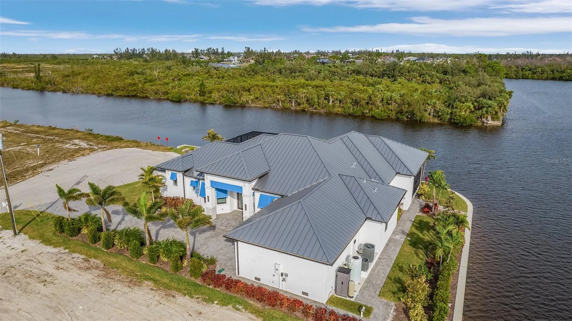 1729 NW 41st Avenue Cape Coral FL 33993
