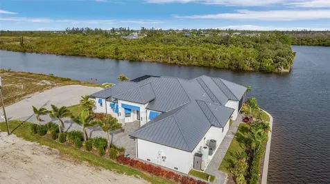1729 NW 41st Avenue Cape Coral FL 33993