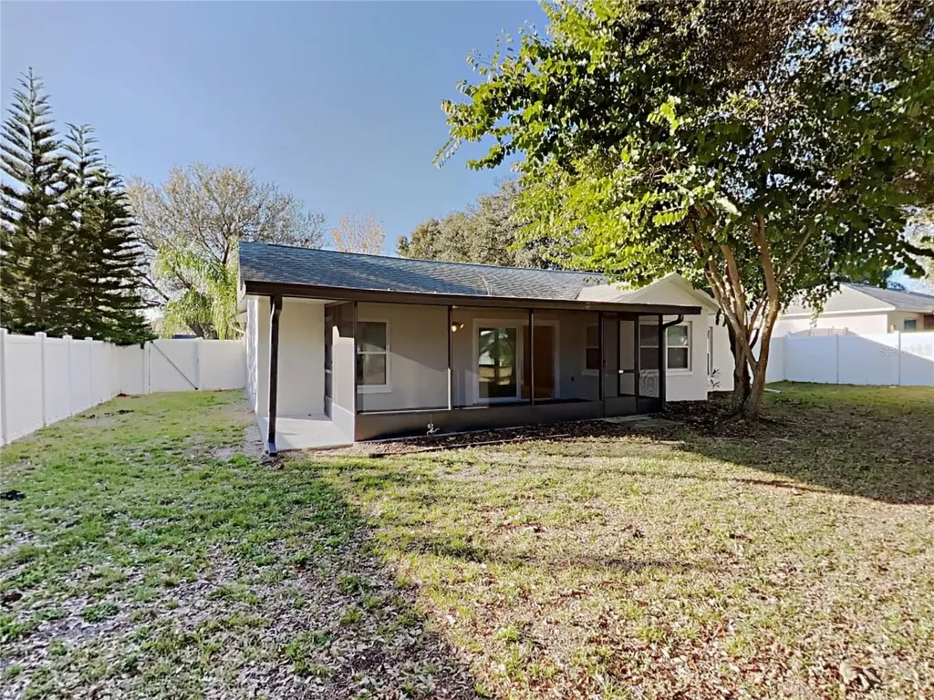 10628 Crescendo Loop Clermont FL 34711