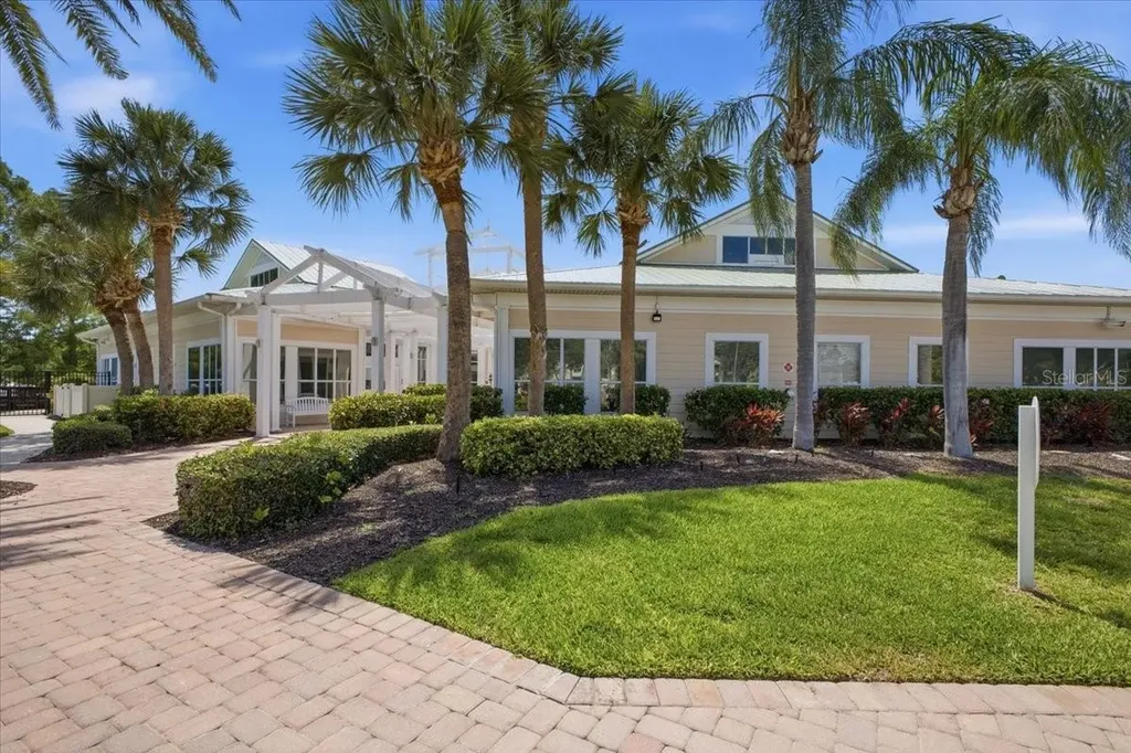 4802 51st Street W Bradenton FL 34210