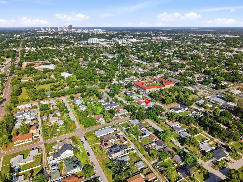 695 41st Street N St Petersburg FL 33713