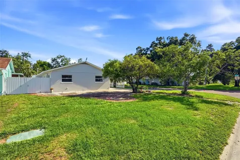 695 41st Street N St Petersburg FL 33713