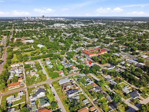 695 41st Street N St Petersburg FL 33713