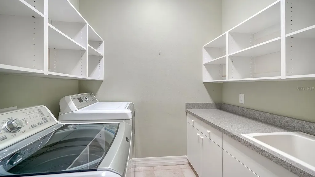 4769 Sweetmeadow Circle Sarasota FL 34238