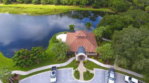 4769 Sweetmeadow Circle Sarasota FL 34238