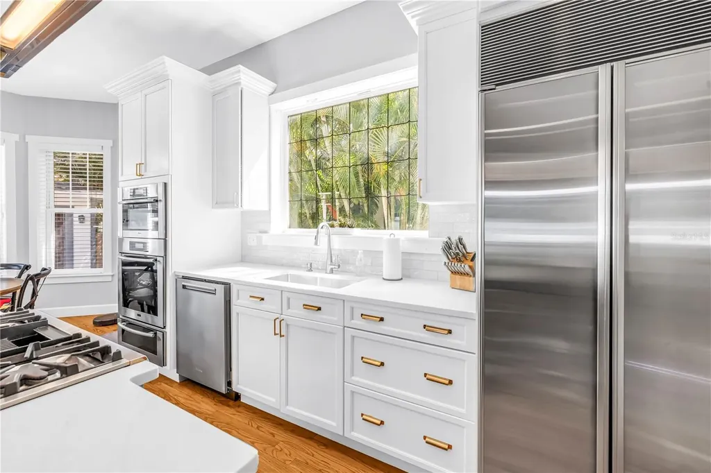 2716 W Thornton Avenue Tampa FL 33611