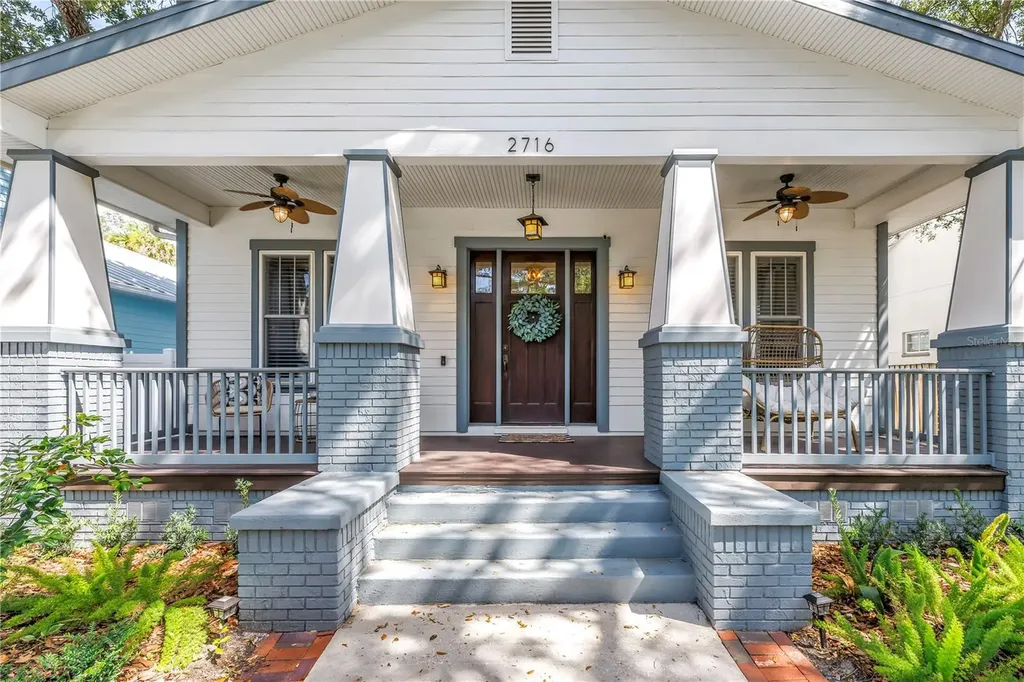 2716 W Thornton Avenue Tampa FL 33611