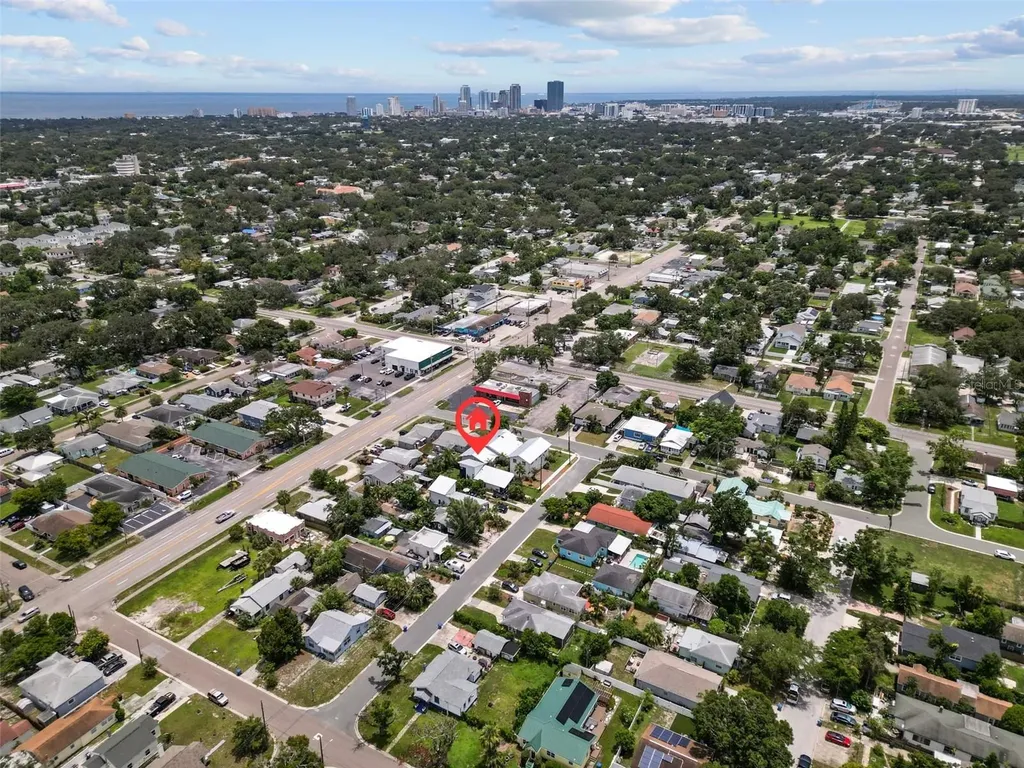 1623 31st Avenue N St Petersburg FL 33713