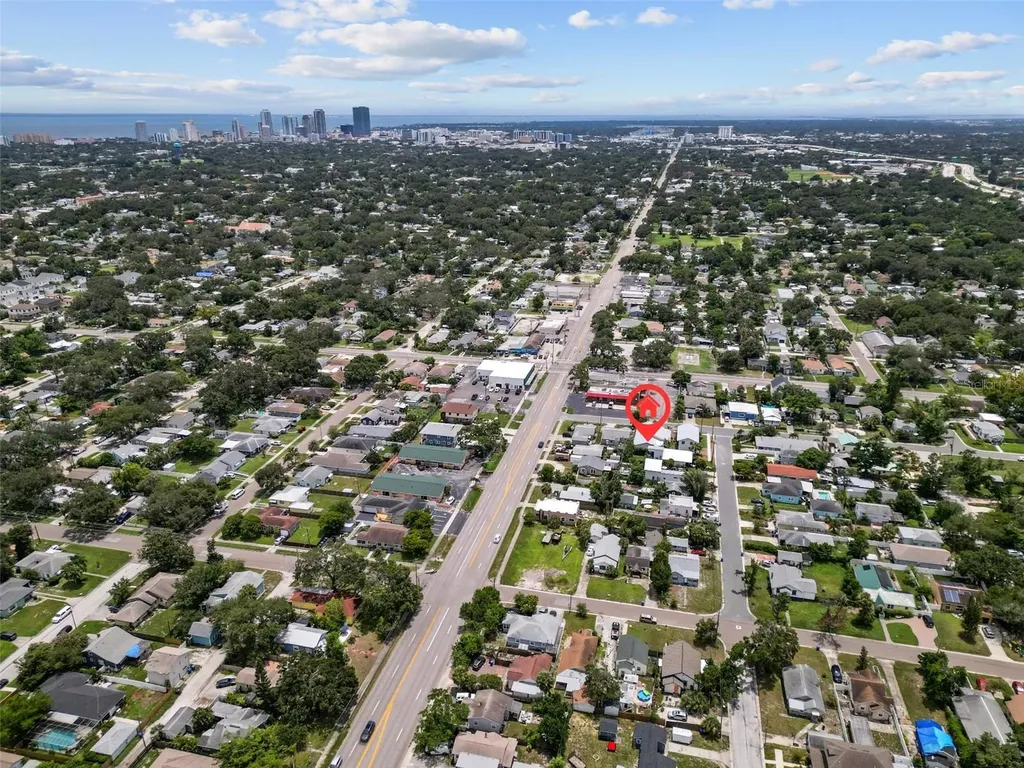 1623 31st Avenue N St Petersburg FL 33713