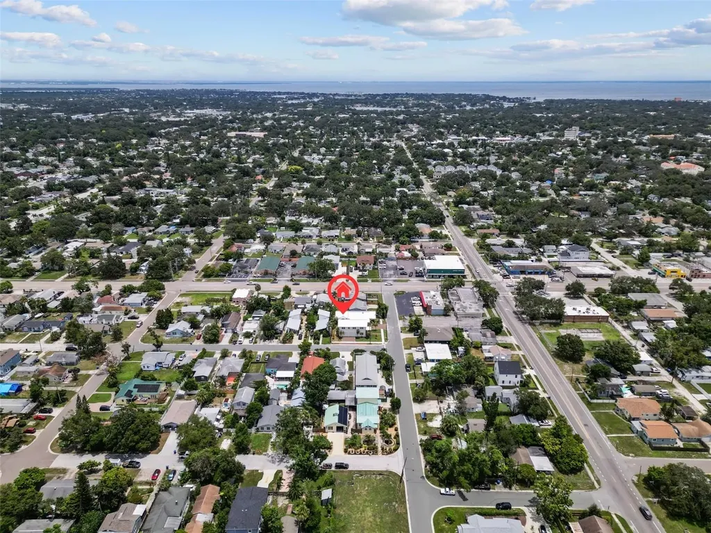 1623 31st Avenue N St Petersburg FL 33713