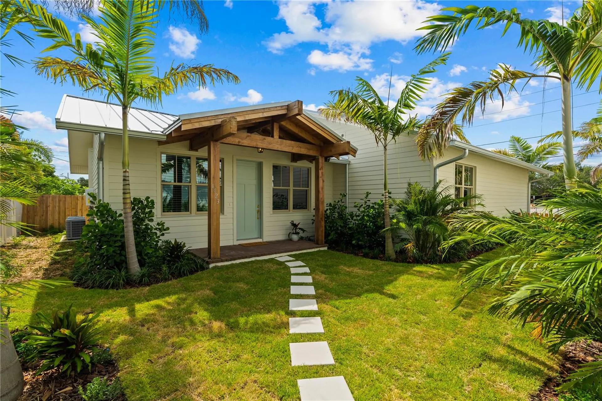 1623 31st Avenue N St Petersburg FL 33713