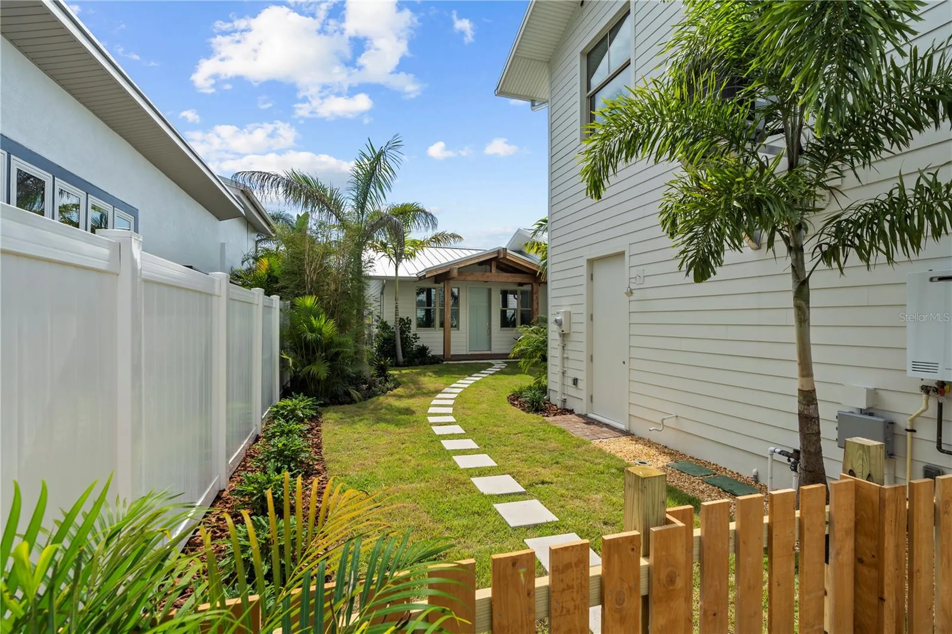 1623 31st Avenue N St Petersburg FL 33713
