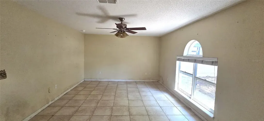 810 Dengar Avenue Haines City FL 33844