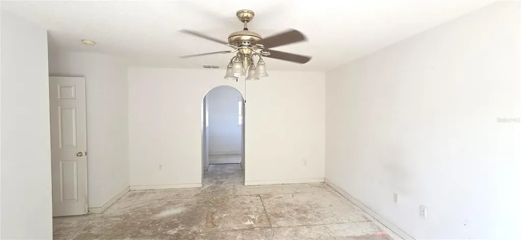 810 Dengar Avenue Haines City FL 33844