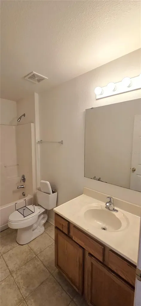 810 Dengar Avenue Haines City FL 33844