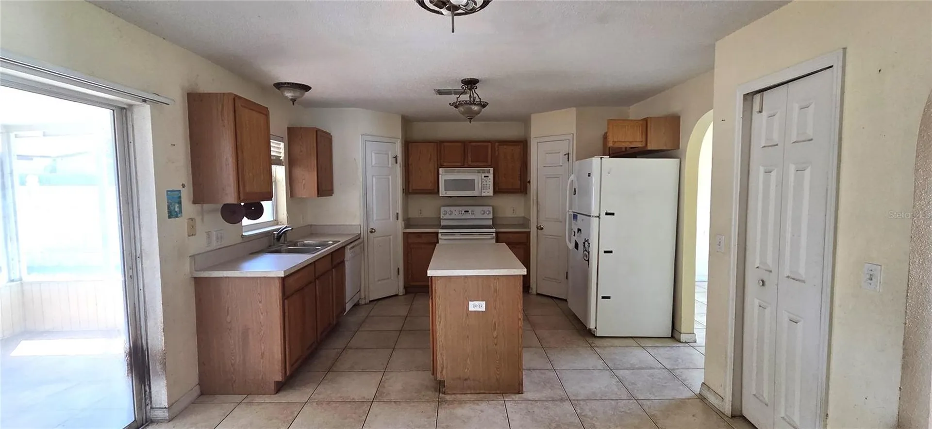 810 Dengar Avenue Haines City FL 33844