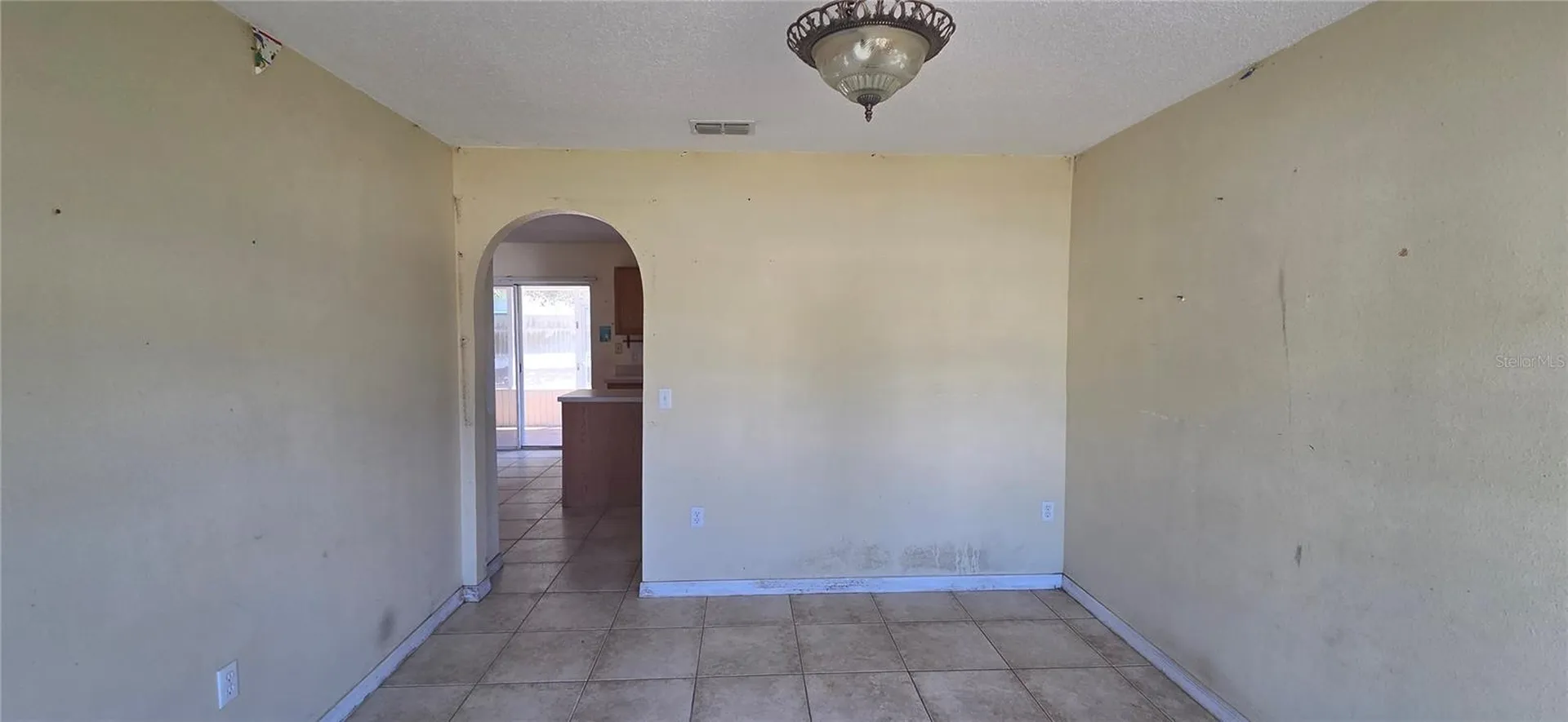 810 Dengar Avenue Haines City FL 33844