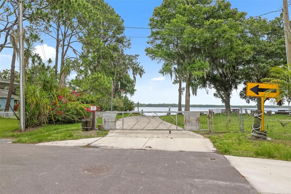 78 Maple Avenue Palm Harbor FL 34684
