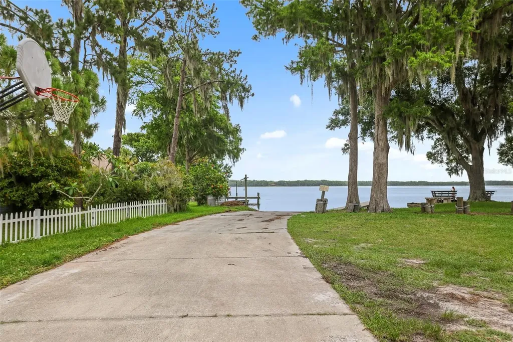 78 Maple Avenue Palm Harbor FL 34684