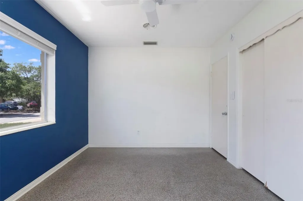 441 57th Street N St Petersburg FL 33710
