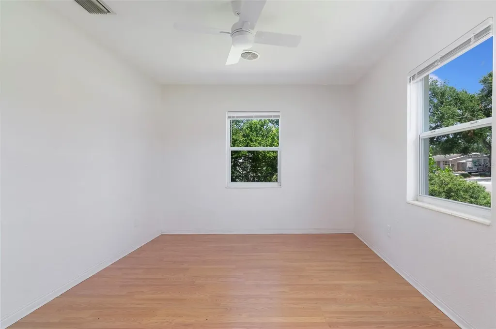 441 57th Street N St Petersburg FL 33710