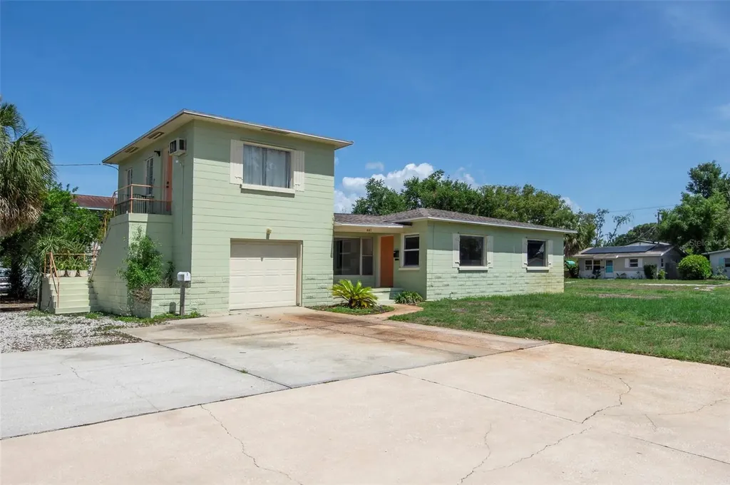 441 57th Street N St Petersburg FL 33710