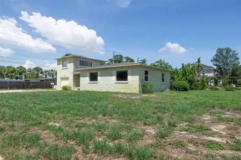 441 57th Street N St Petersburg FL 33710