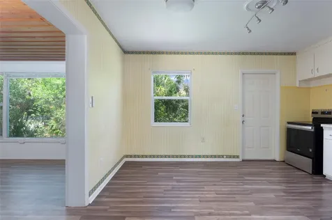 441 57th Street N St Petersburg FL 33710