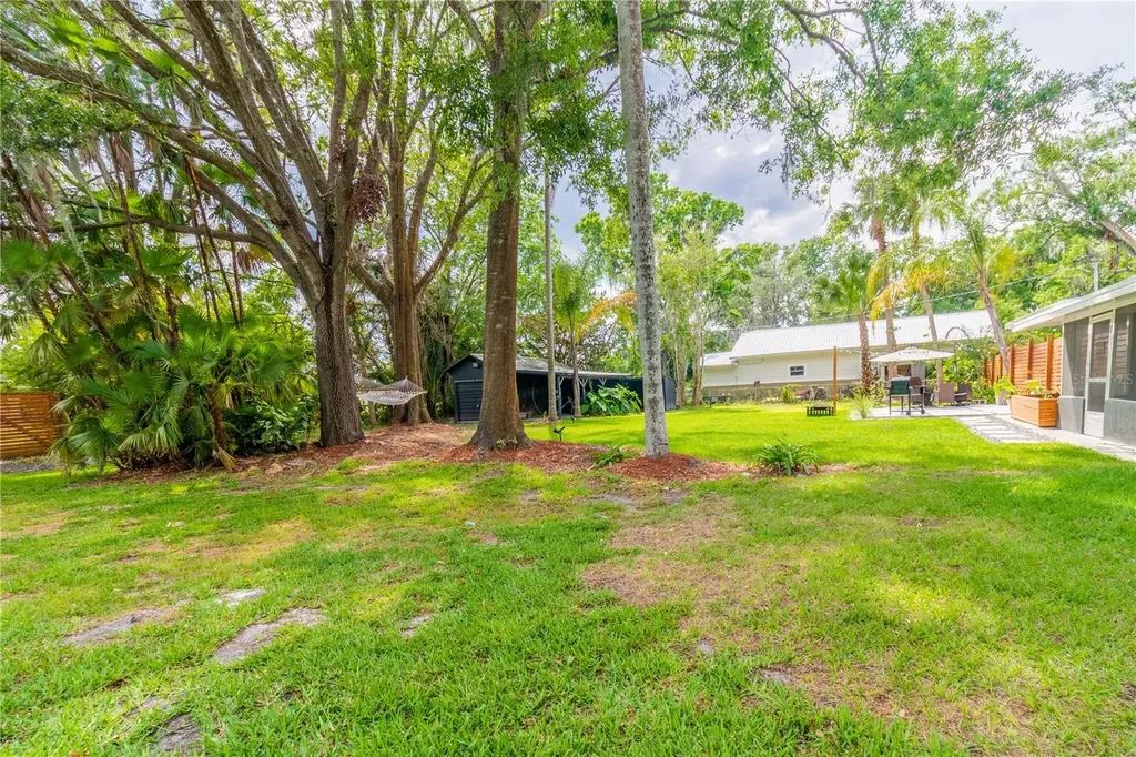 219 S Webb Road Plant City FL 33566