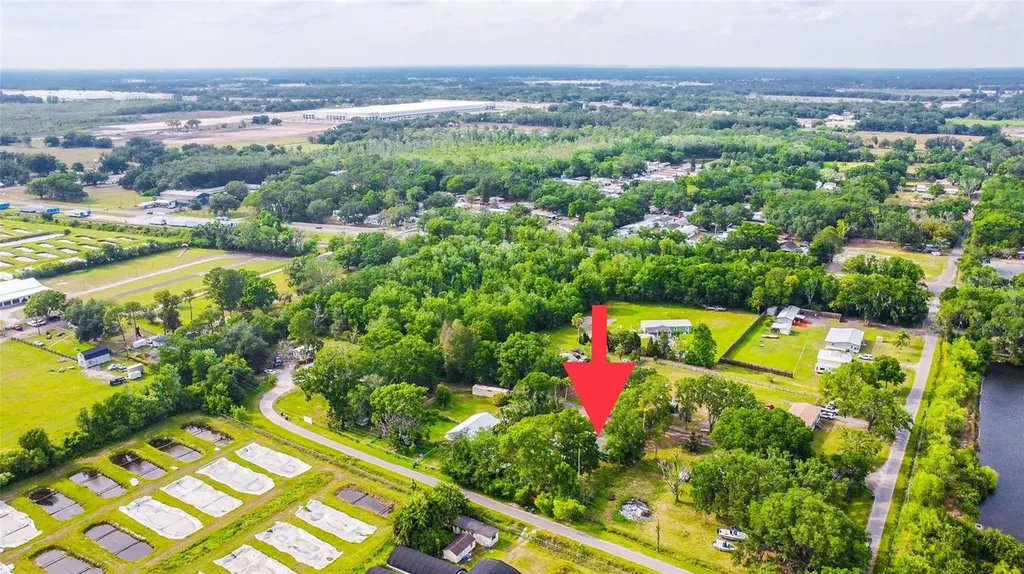 219 S Webb Road Plant City FL 33566