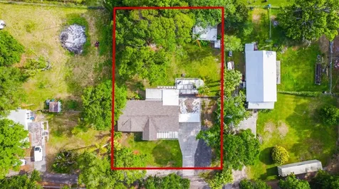 219 S Webb Road Plant City FL 33566