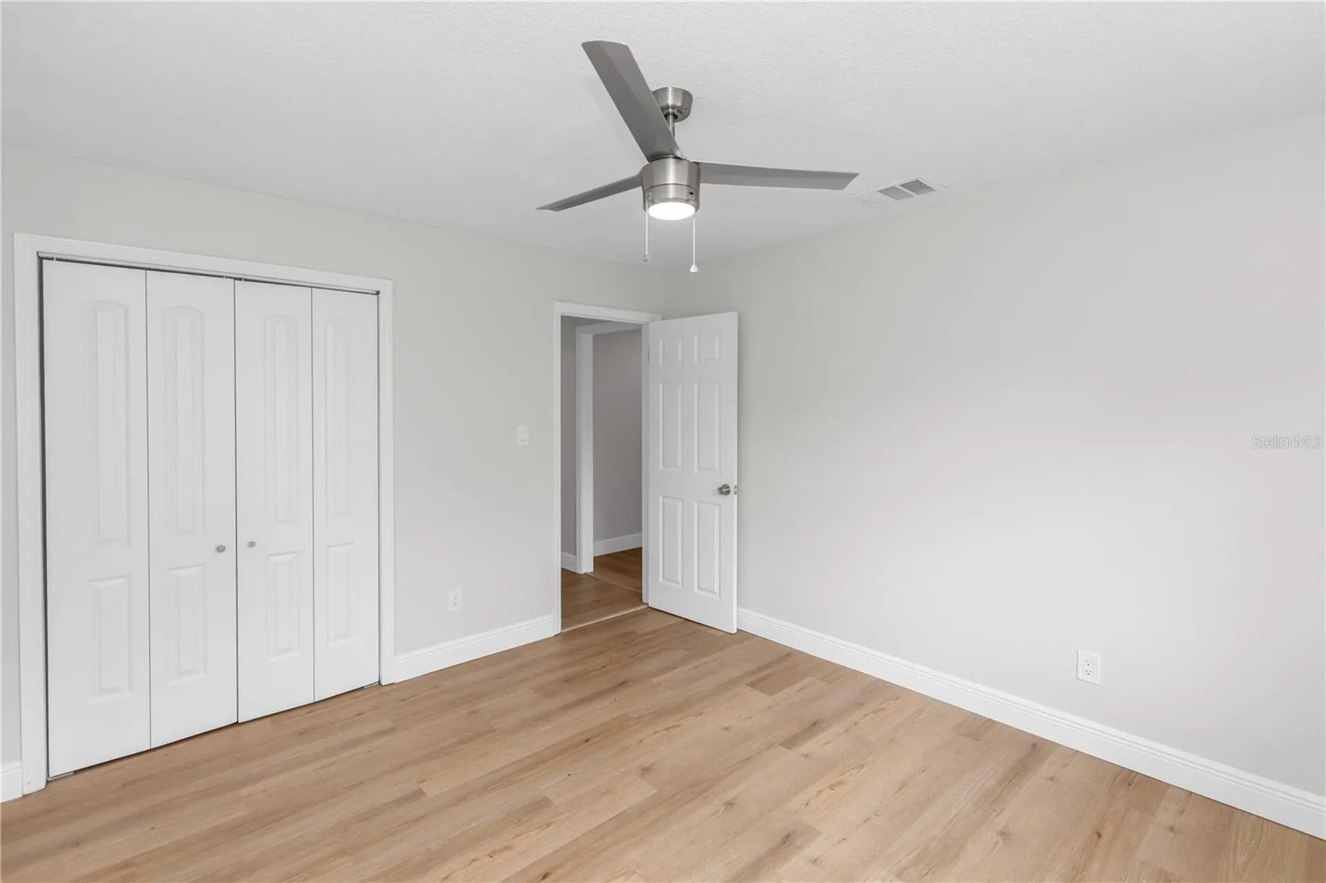 4992 E Wind Street Orlando FL 32812