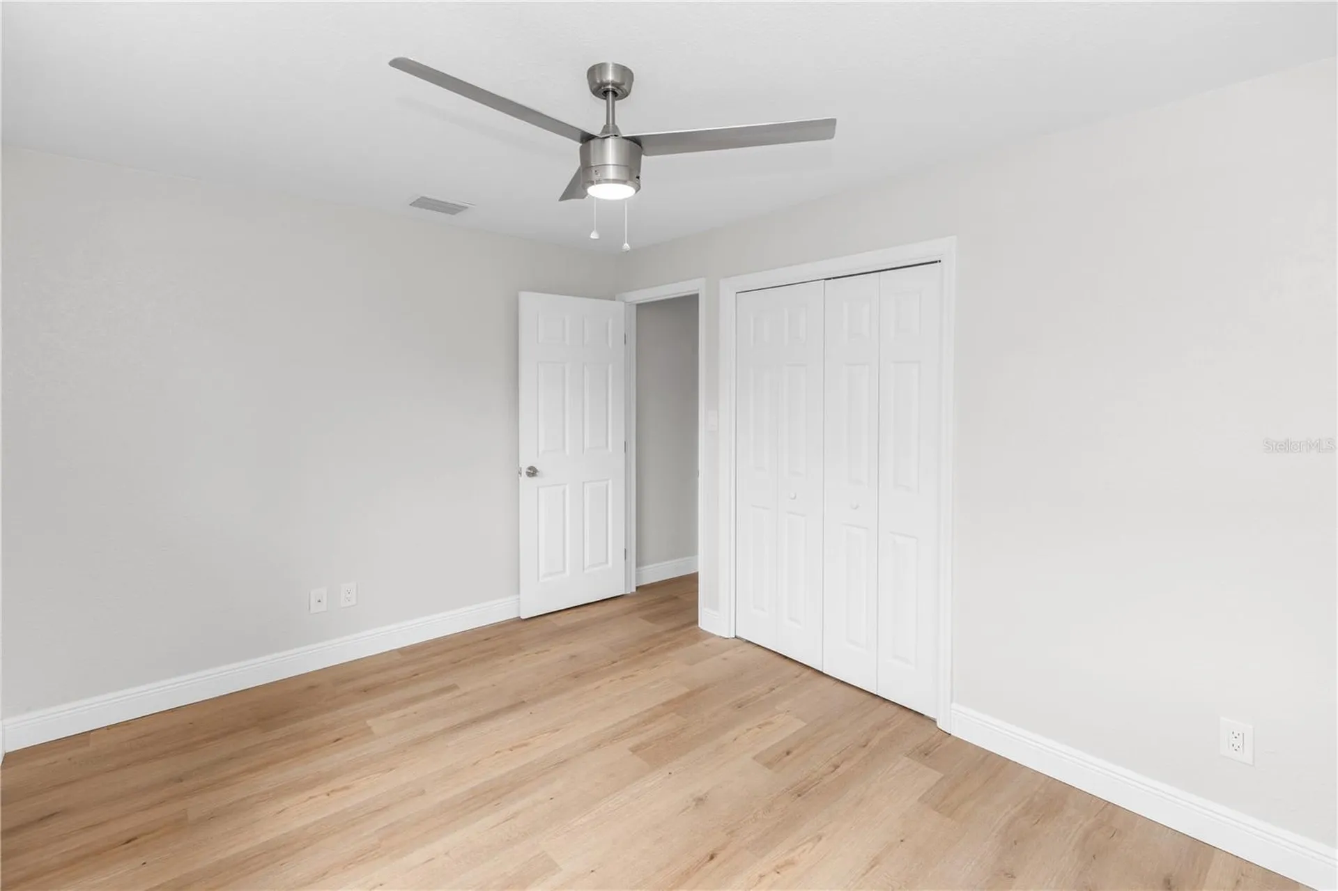4992 E Wind Street Orlando FL 32812