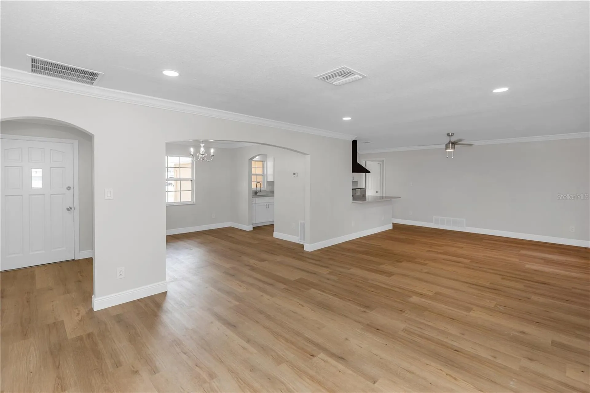 4992 E Wind Street Orlando FL 32812