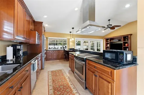 6308 Eaglebrook Avenue Tampa FL 33625
