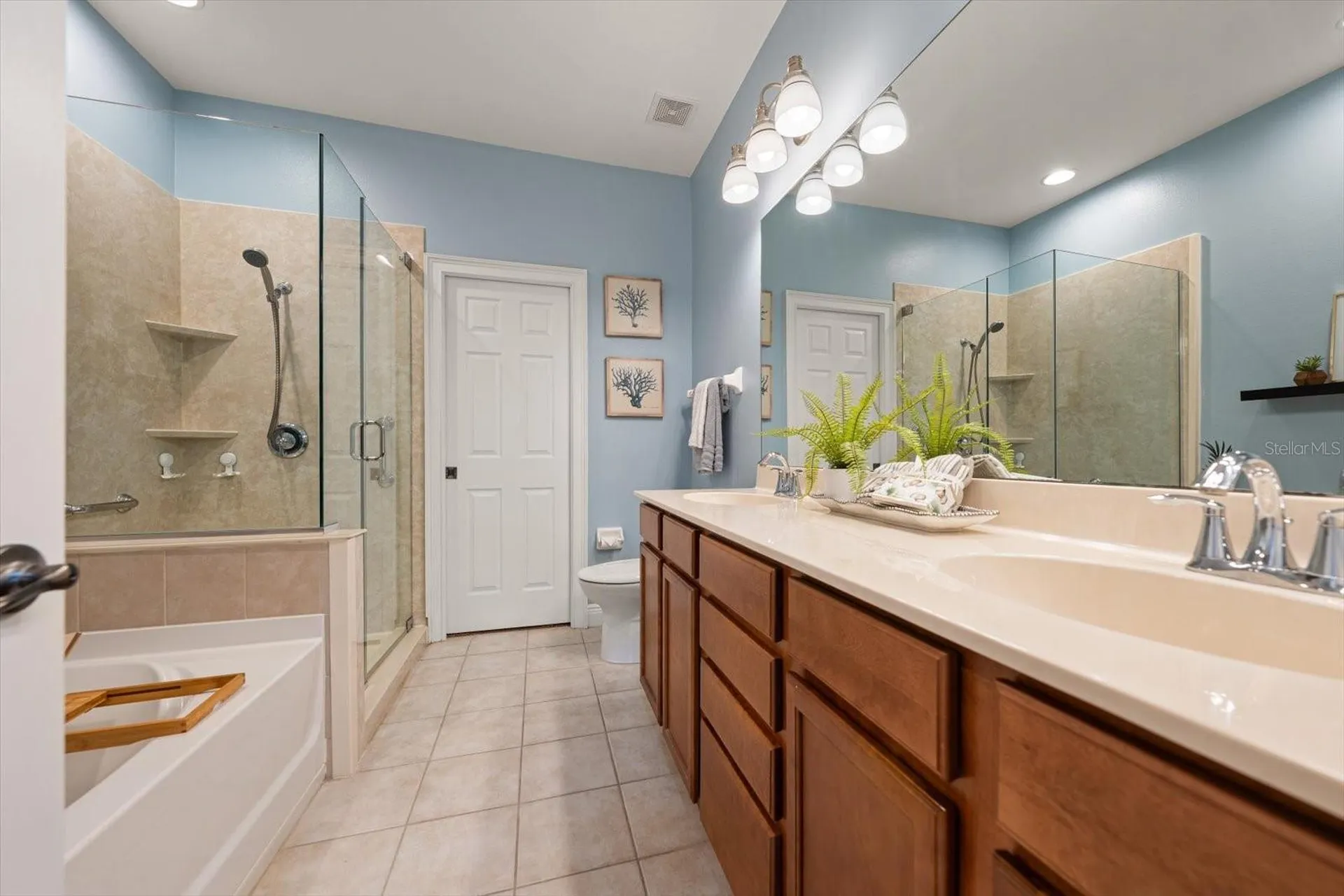 8241 Acadian Lane Seminole FL 33777