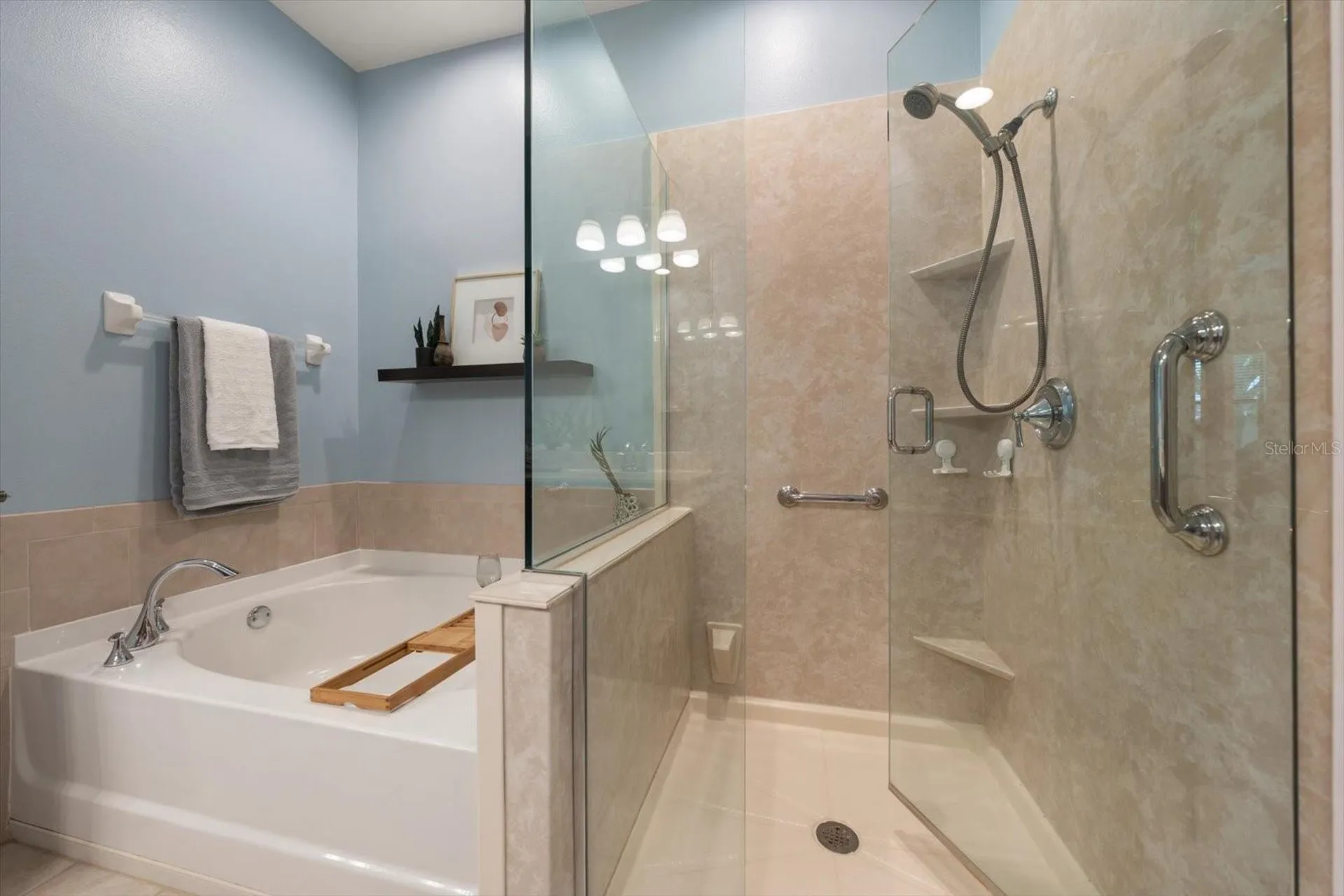8241 Acadian Lane Seminole FL 33777