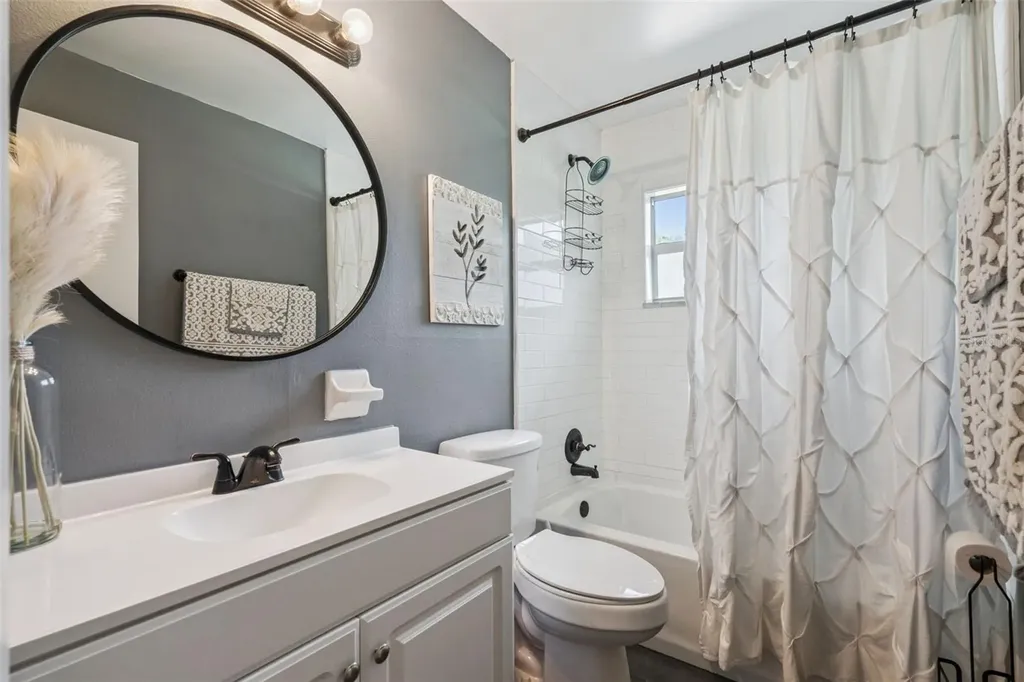 810 Mazurka Drive Chuluota FL 32766