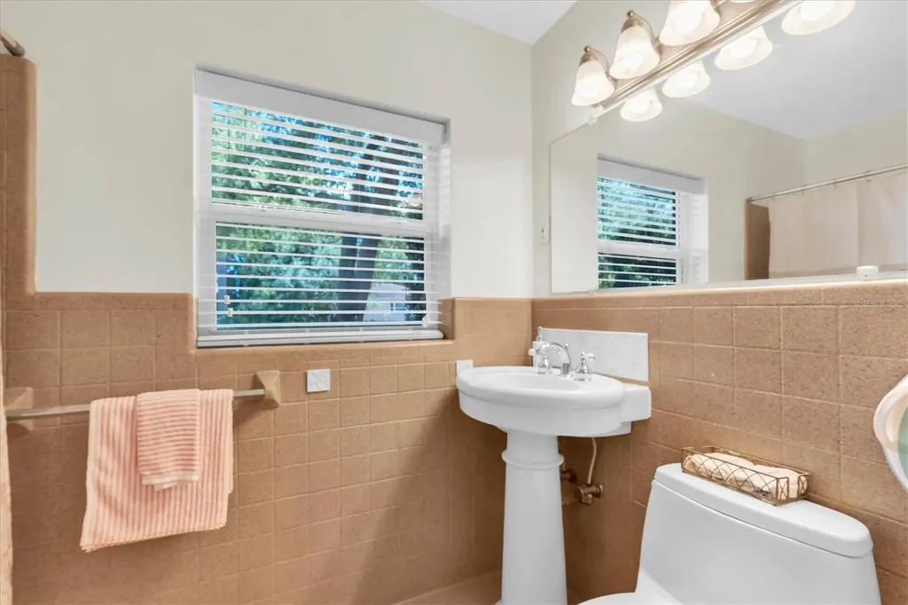 6237 13th Avenue S Gulfport FL 33707