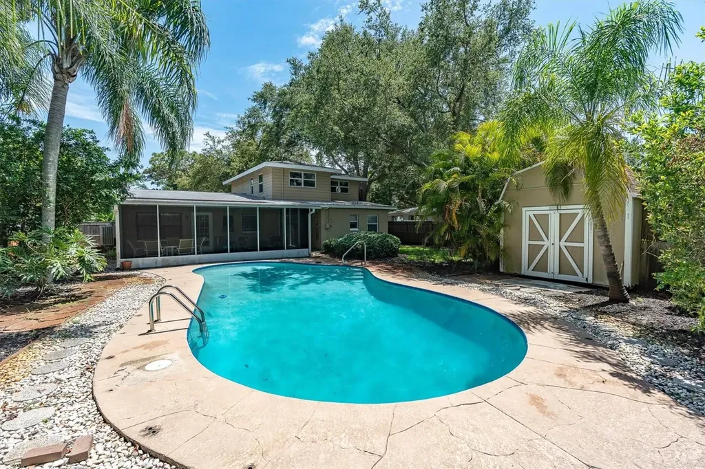 6237 13th Avenue S Gulfport FL 33707