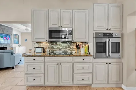 6237 13th Avenue S Gulfport FL 33707