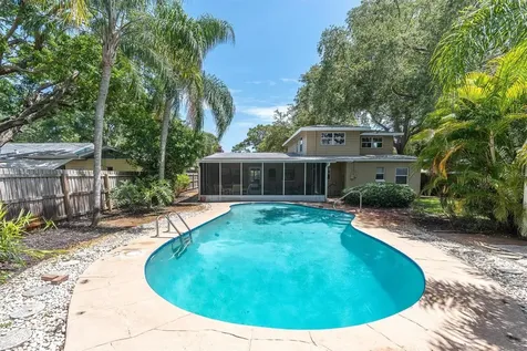 6237 13th Avenue S Gulfport FL 33707