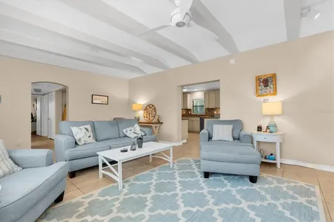 6237 13th Avenue S Gulfport FL 33707