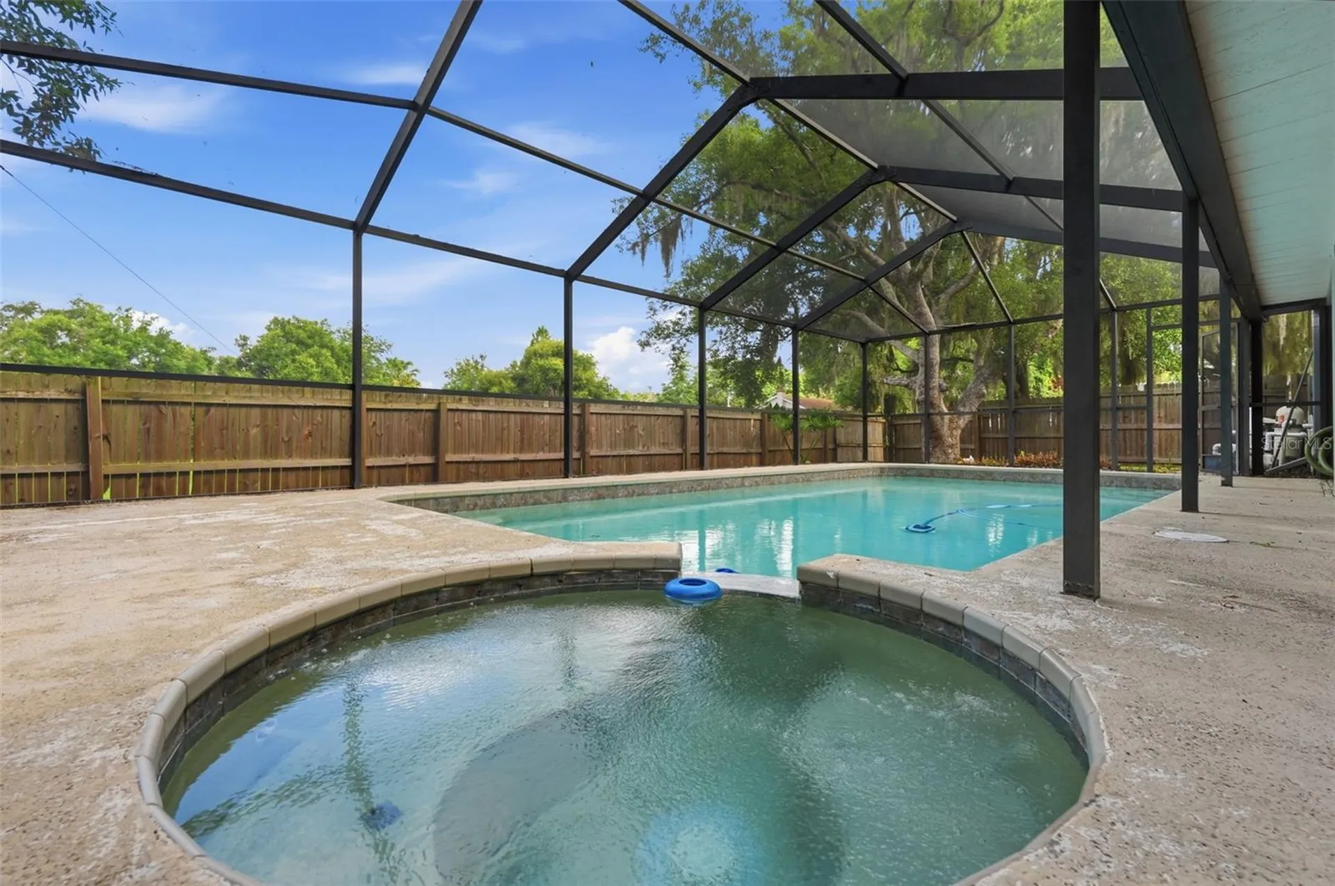 1211 Fairfax S Lakeland FL 33813