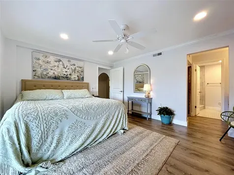 4651 1st Street NE St Petersburg FL 33703