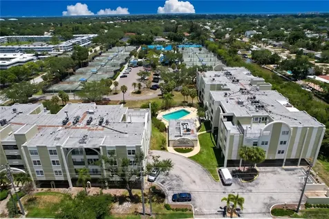 4651 1st Street NE St Petersburg FL 33703