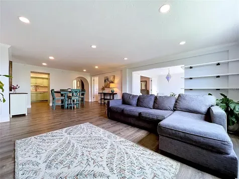 4651 1st Street NE St Petersburg FL 33703